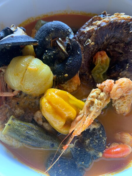 Délicieuse soupe du pêcheur