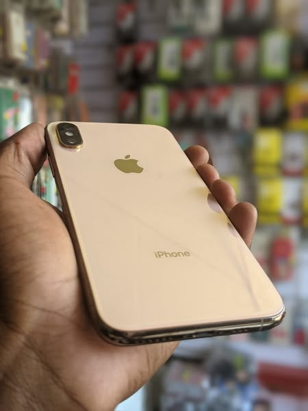 Pre Owned Iphone Xs 64GB 