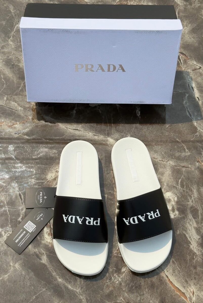 Claquettes de luxe tendance