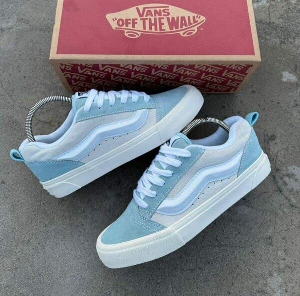 Vans KNU