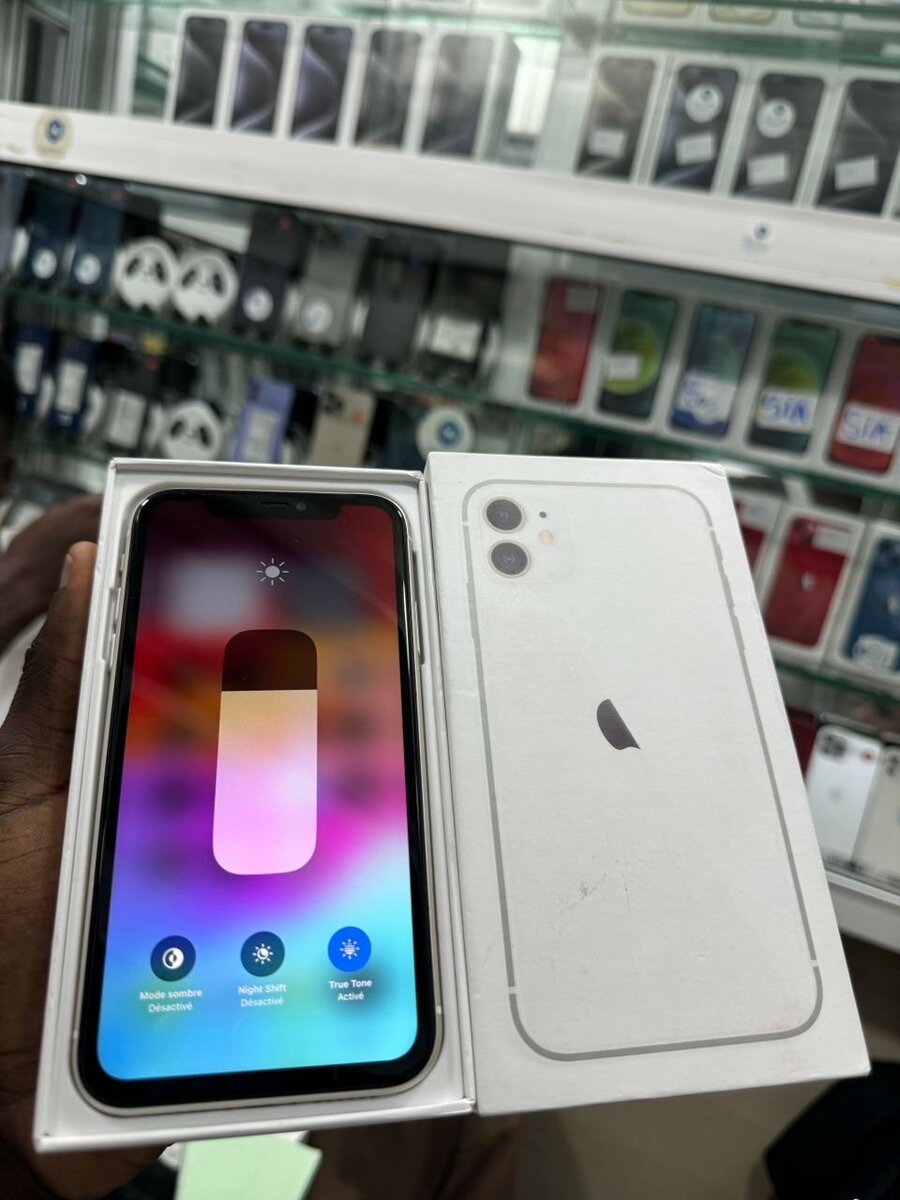 iPhone 11 Simple 64G Seconds