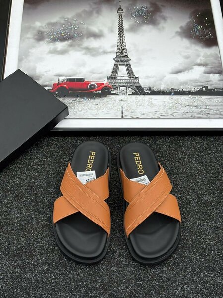 Sandales en cuir croisé homme