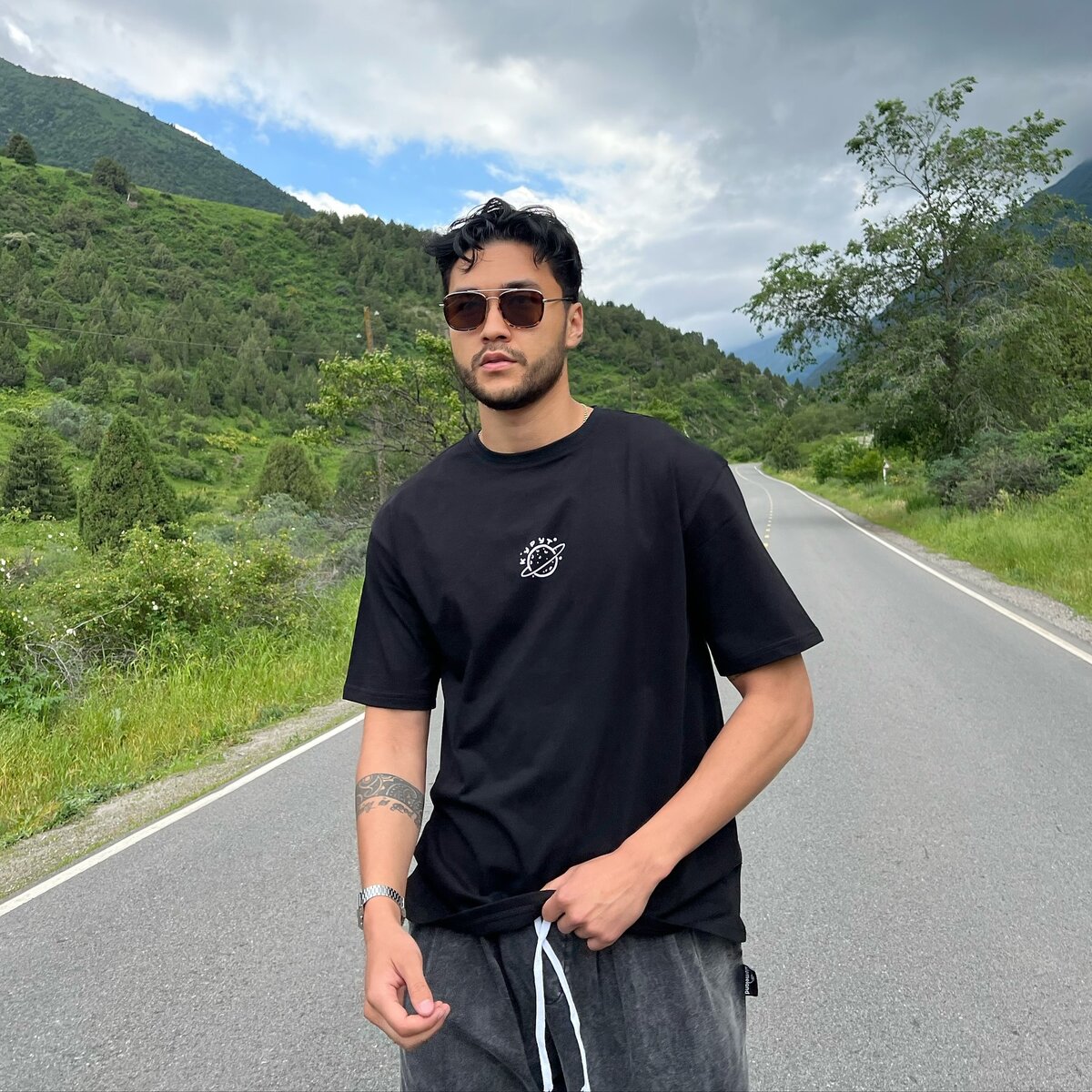 Футболка для мужчин черного цвета