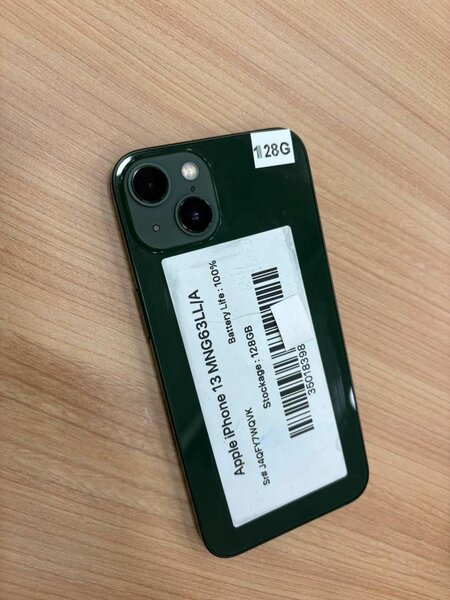 iphone 13 128giga  très propre