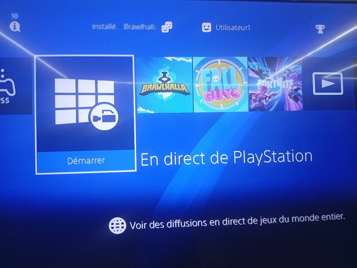 Console PS4 avec Jeux
