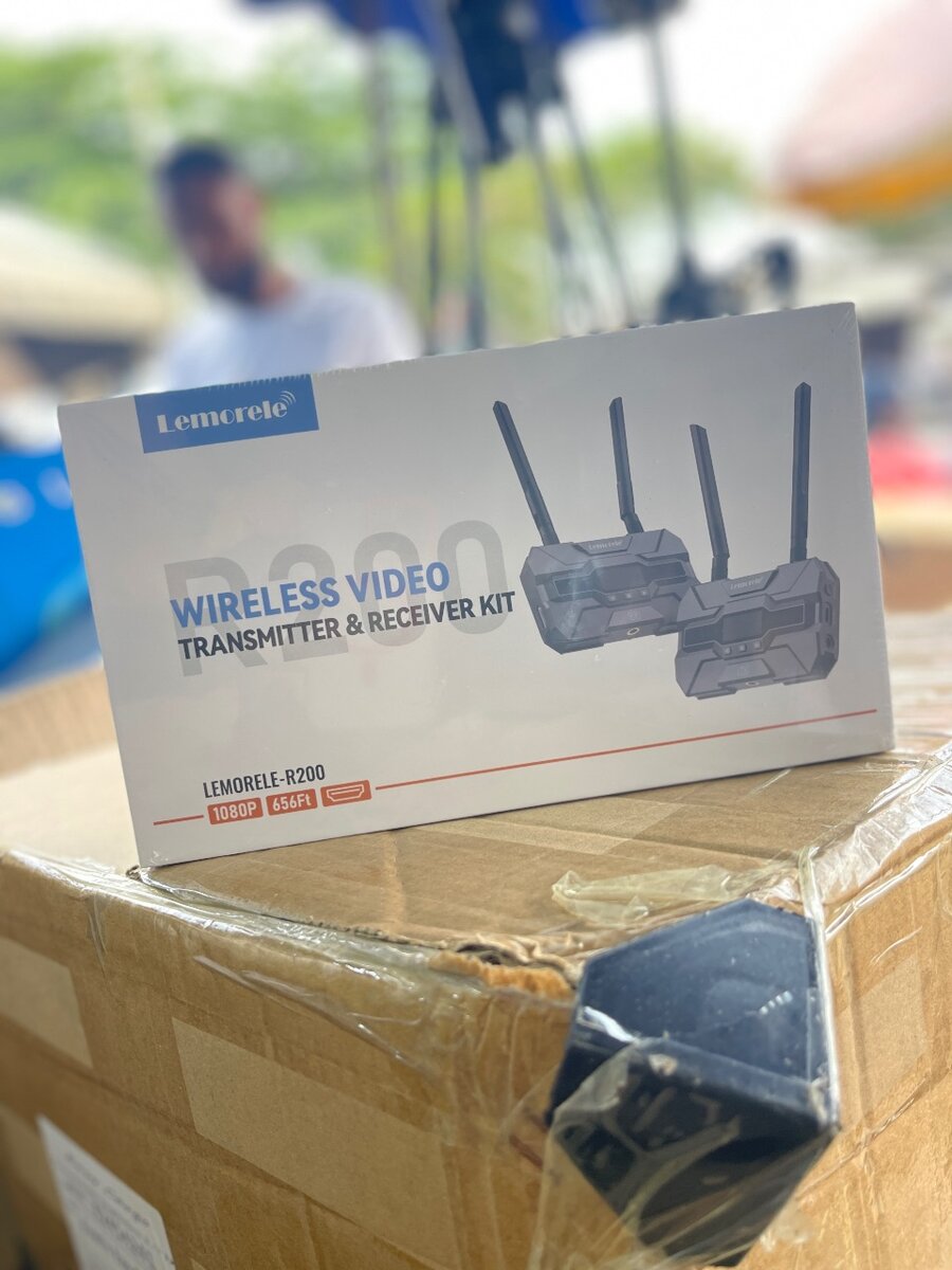 Lemorele R200 Wireless Video Transmitter and Receiver Kit