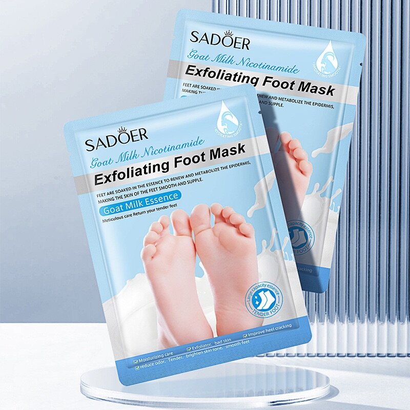Foot exfoliating mask