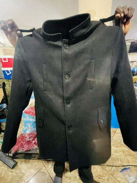 Doudoune et manteau.