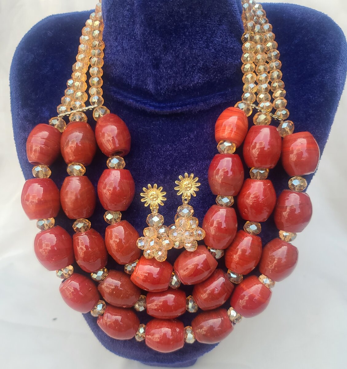 Beaded jewelry set
