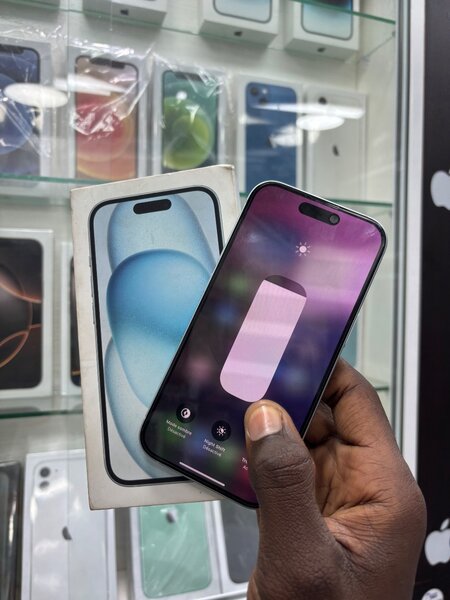 iPhone 15 simple 128Go CE