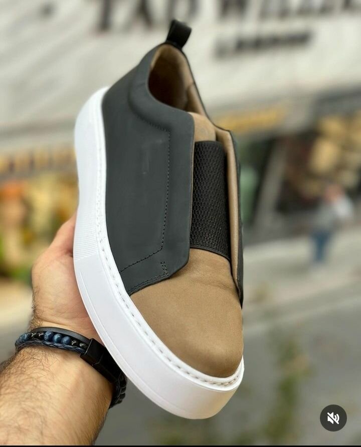 Men's corporate sneakers