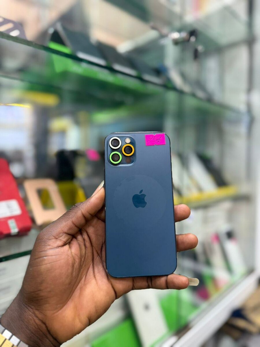 IPhone 12.pro message