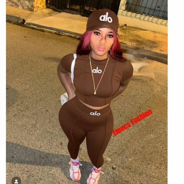 Tenue de sport femme Aloe