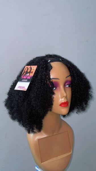 Demi-perruque naturelle courte