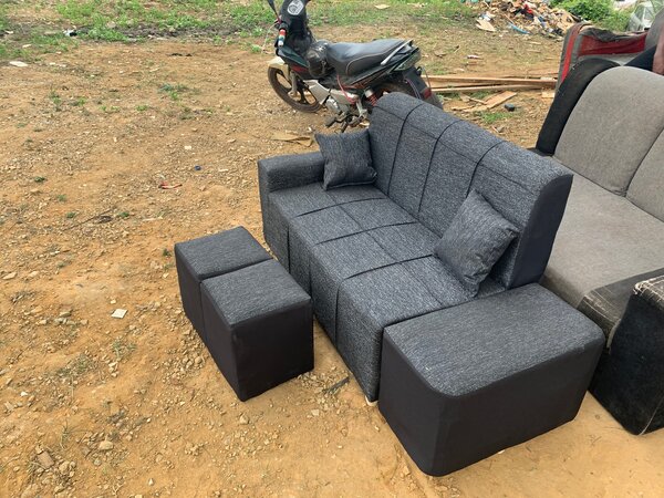 Canapé modulaire gris moderne