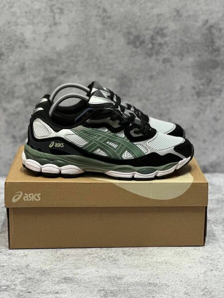 Sneakers ASICS
