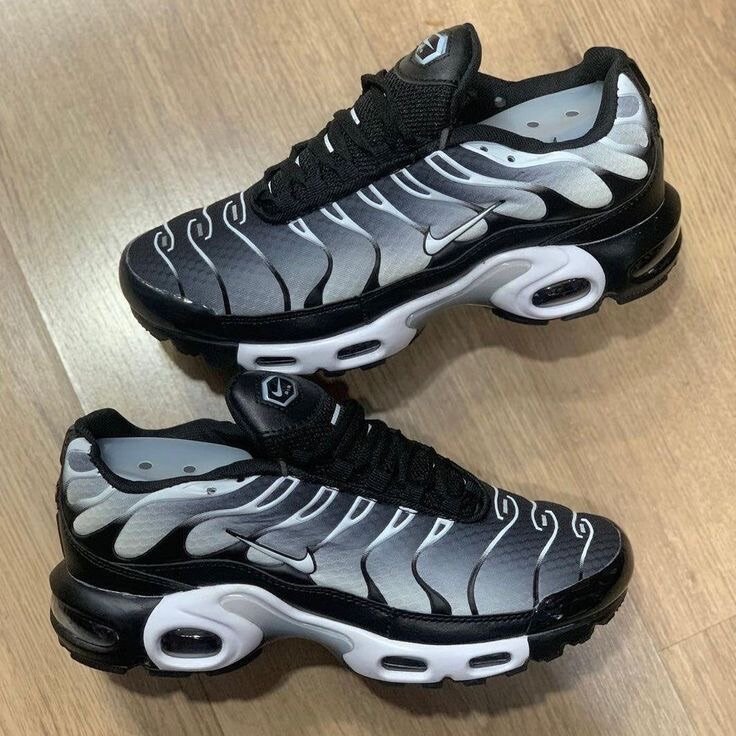 Chaussures de sport modernes