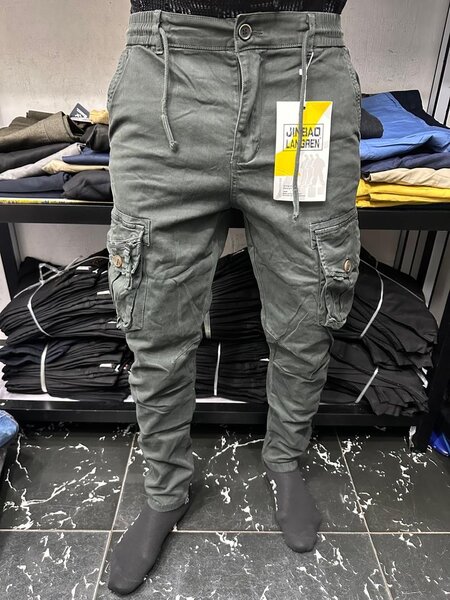 Pantalon cargo gris homme
