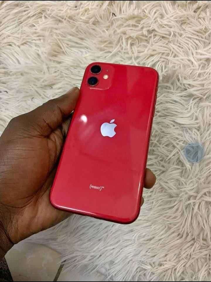 iPhone 11 simple