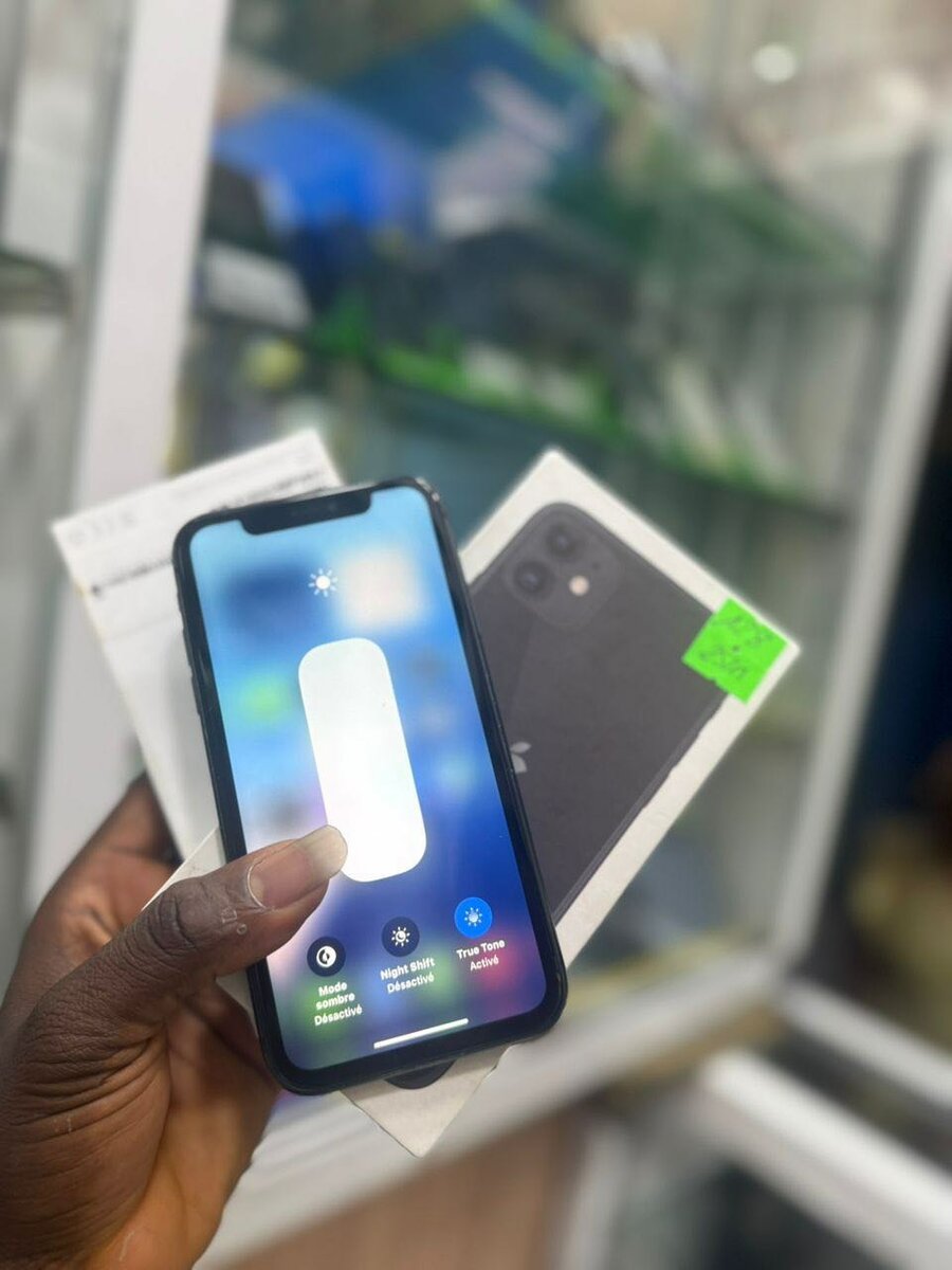 Iphone 11 simple 128giga 2