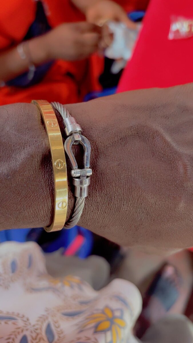 Boucles d'oreilles élégantes