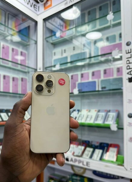 iPhone 14 Pro 128Go dorée