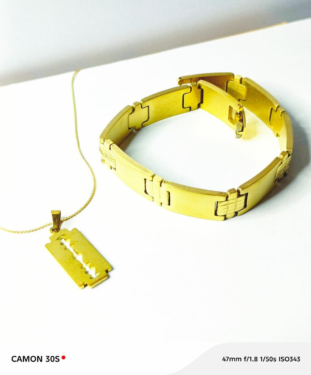 Ensemble bracelet et collier doré