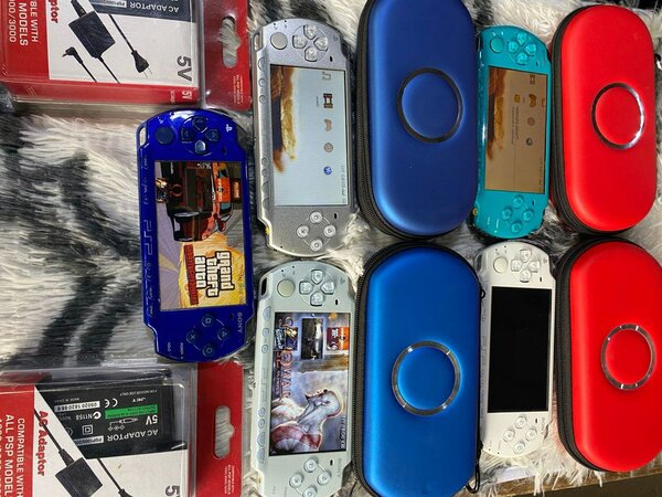 PSP occasion+ 30 jeux installés -