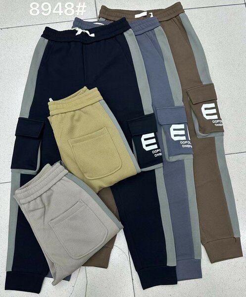 Jogging disponible tout le taille