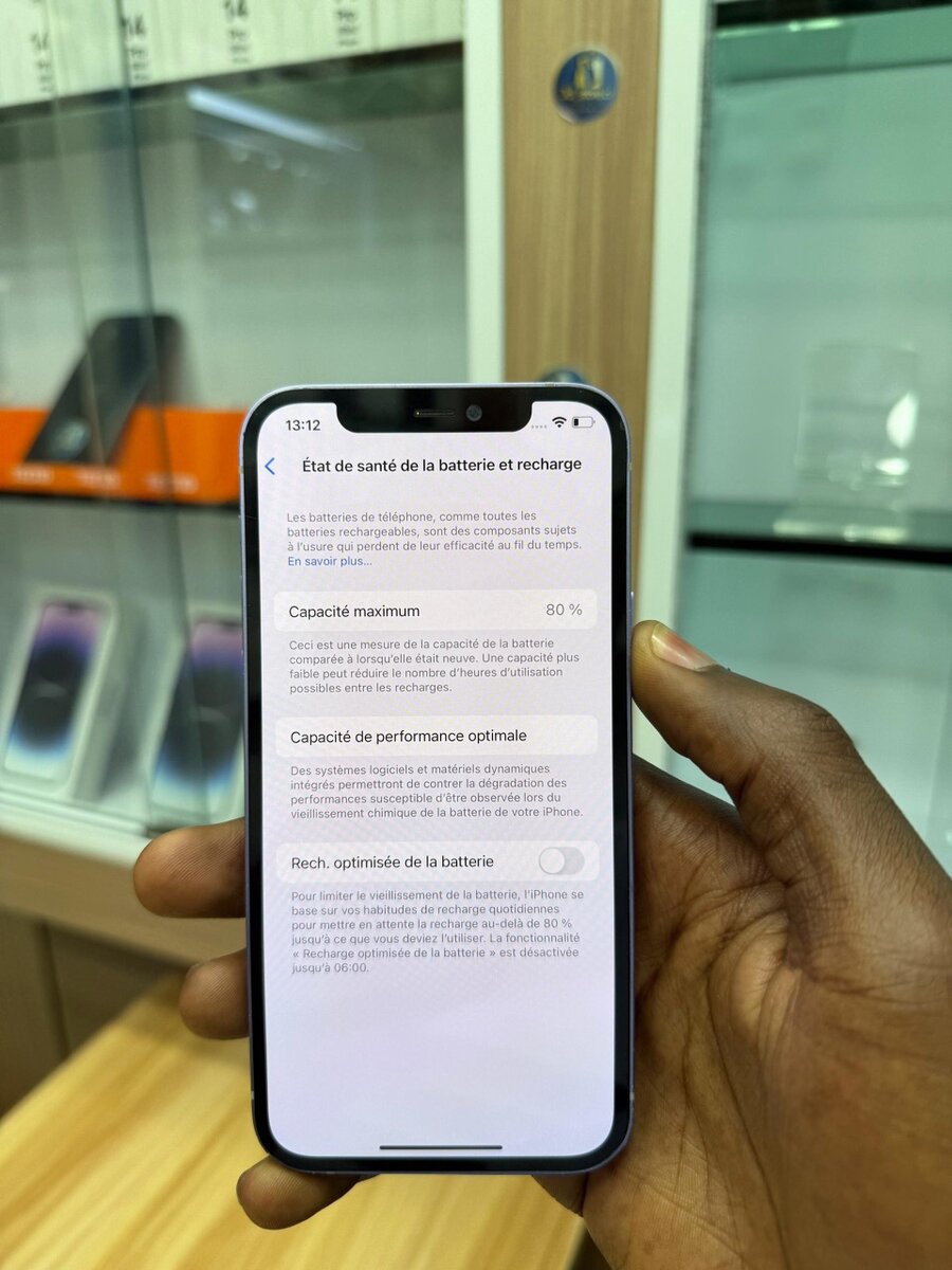 iPhone 12simple 64Go tout pass
