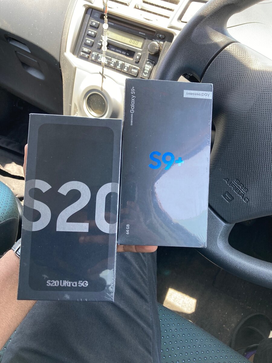 Brand New Samsung Galaxy S20 Ultra 256GB