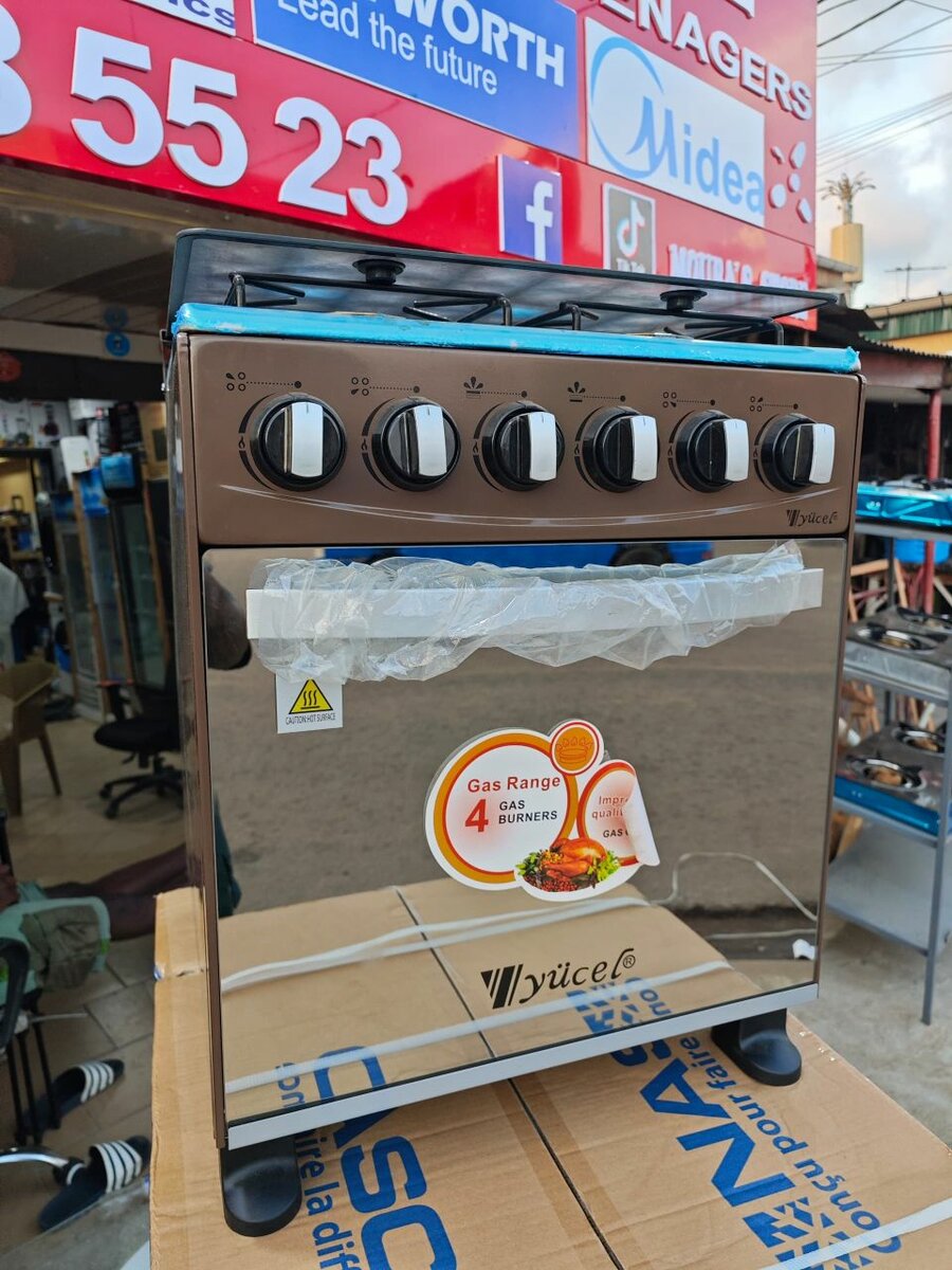 Mini gazinière 4 feux avec deux feux au four