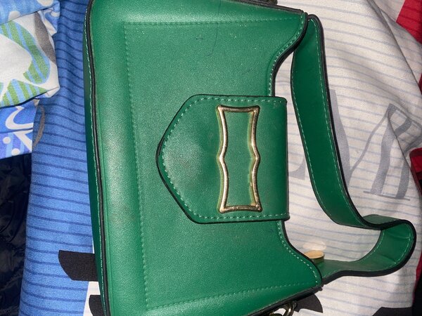 Sac à main vert élégant