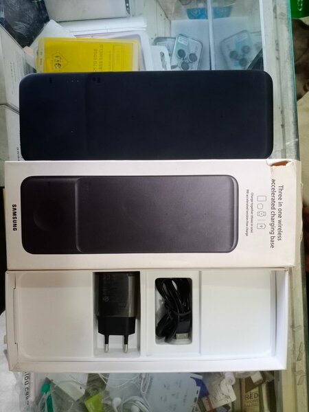 Samsung 3in1 wireless charger