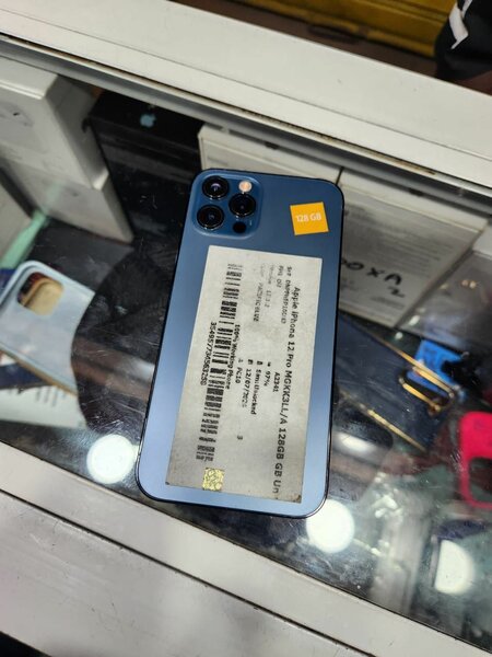 12 pro 128Go tout passe