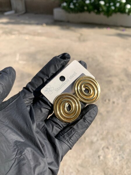 Stainless steel non tarnish earring