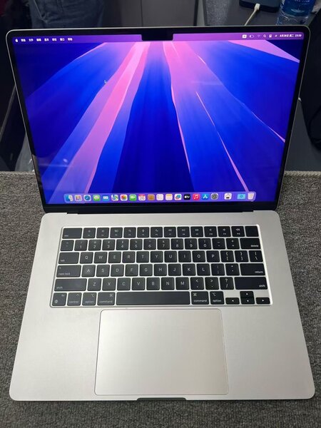 MacBook Air 2023 M2