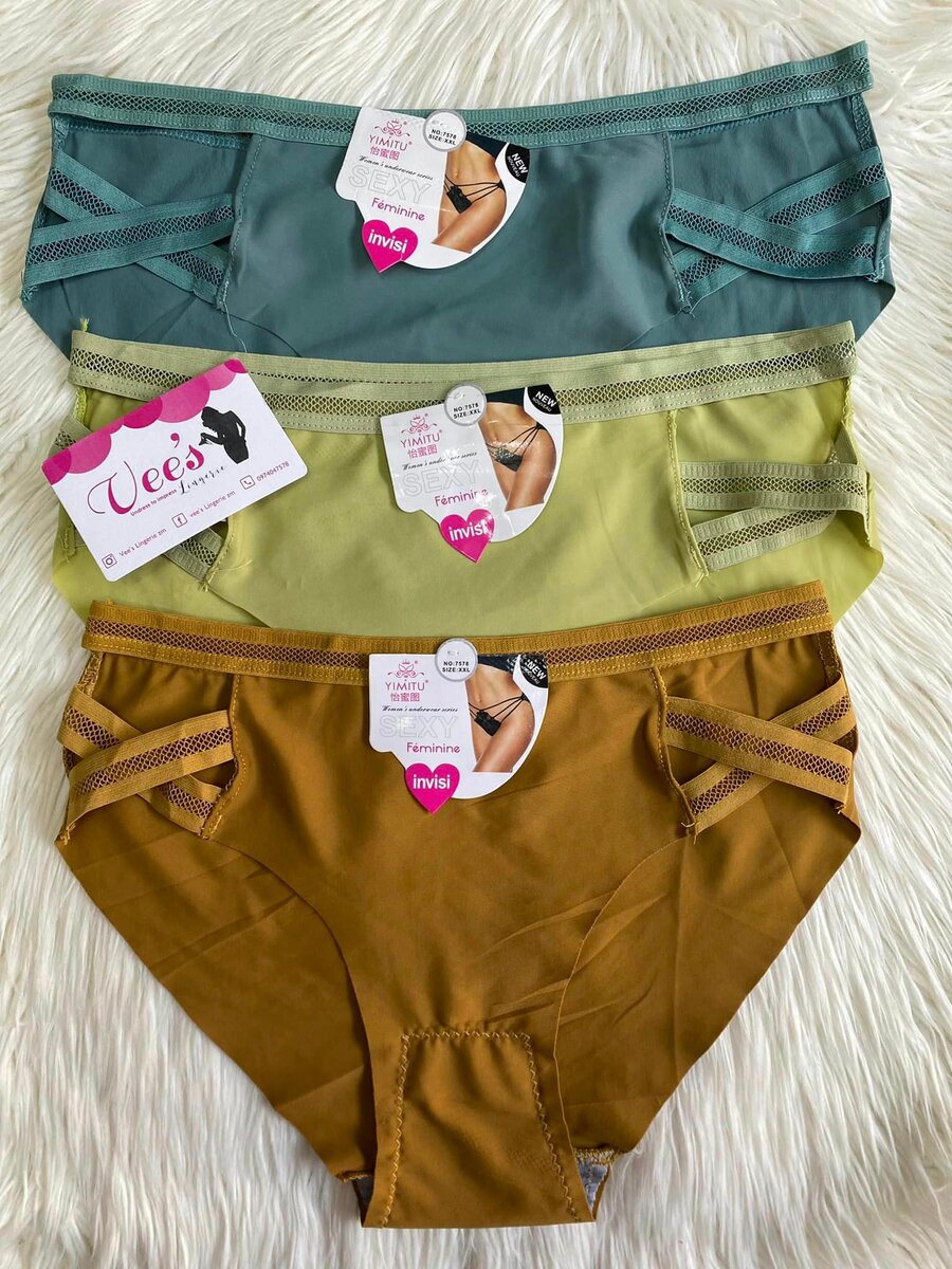 Strings et culottes pour femmes