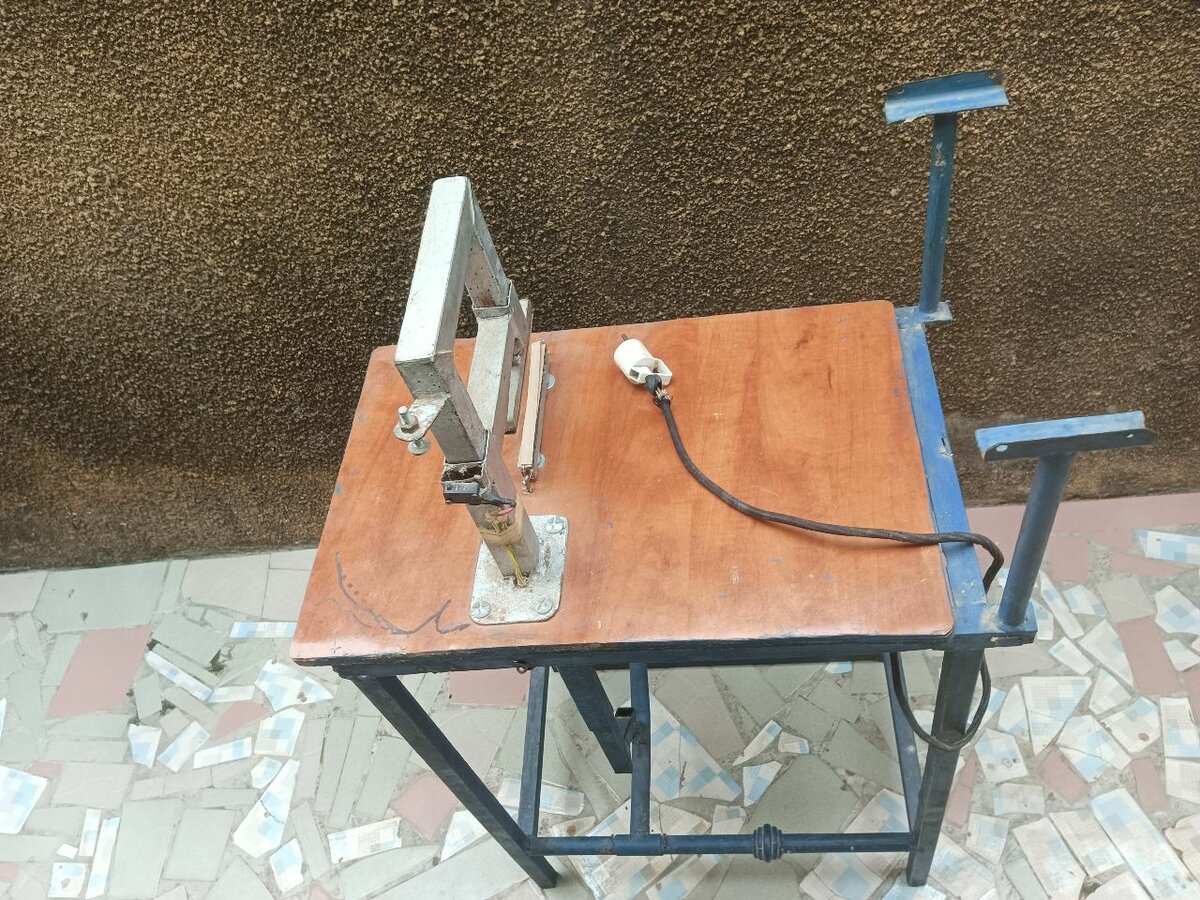 Coupe-eau à pédales