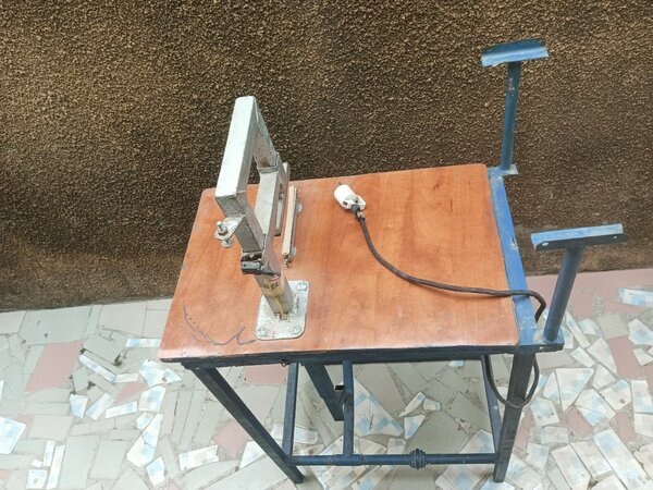 Coupe-eau à pédales