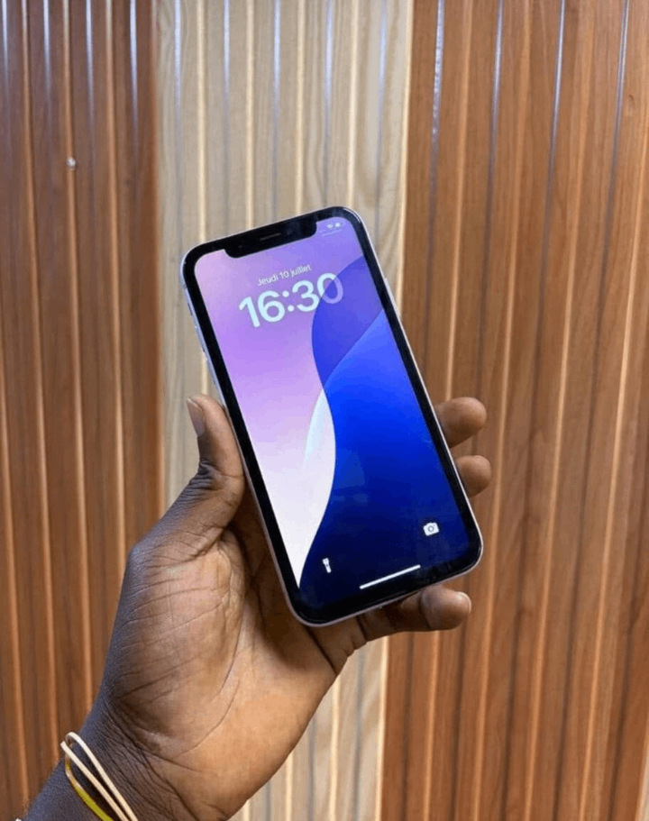 iPhone XR
