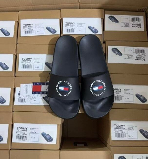 Claquettes Tommy Hilfiger Noir