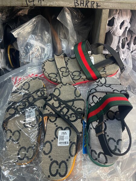 Chaussure luis vitton