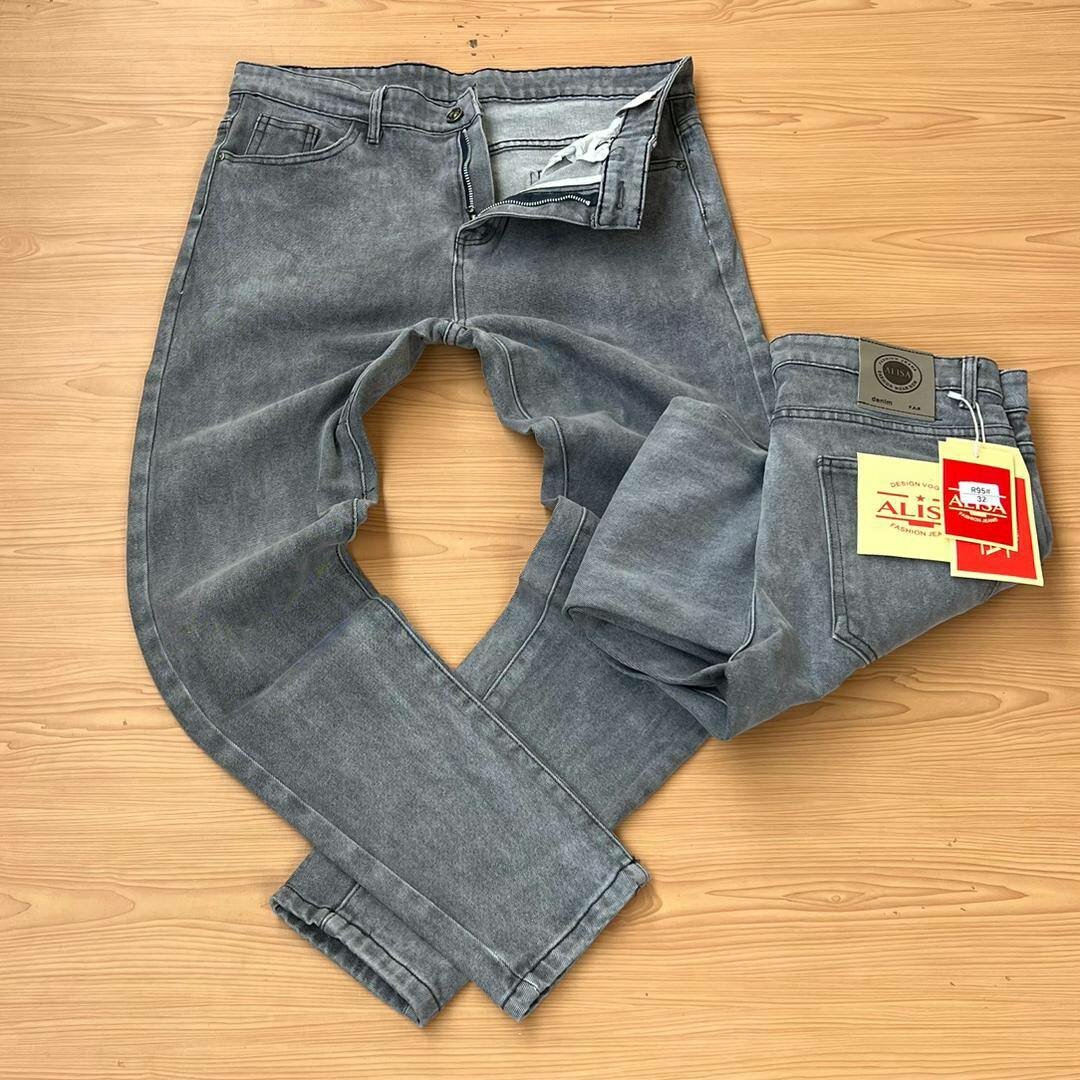 Stock jeans