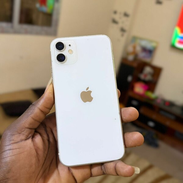 iPhone 11 64 giga sans id