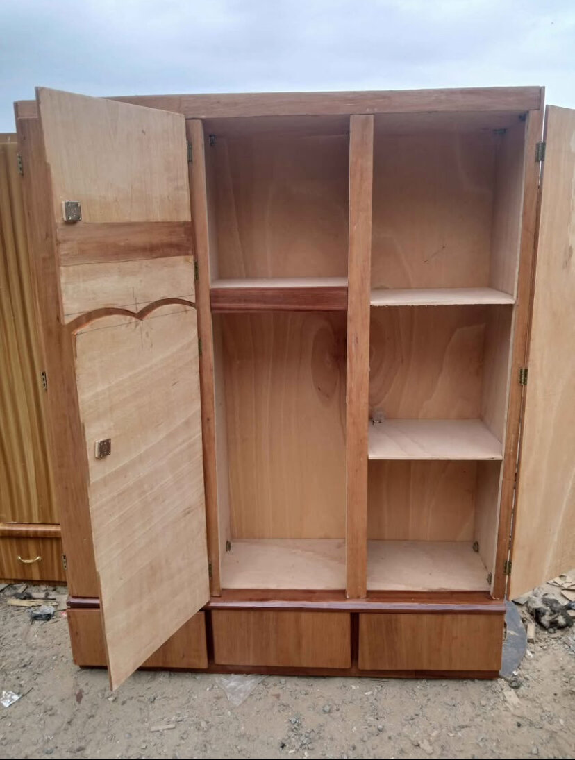 Armoire en bois élégante