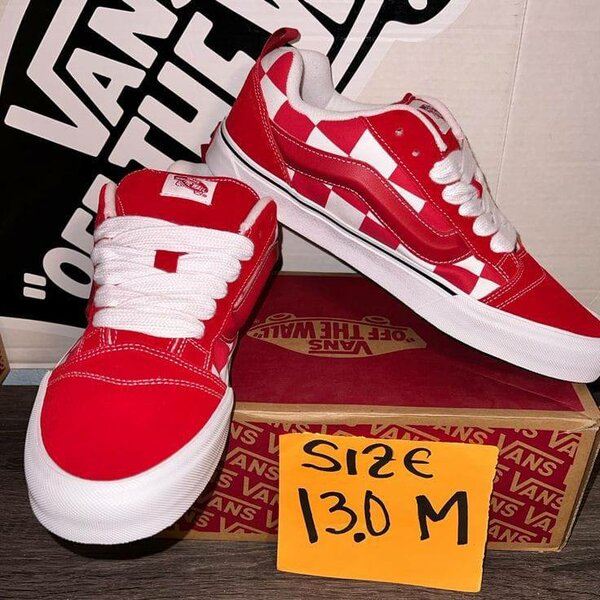 VANS SCHOOL
