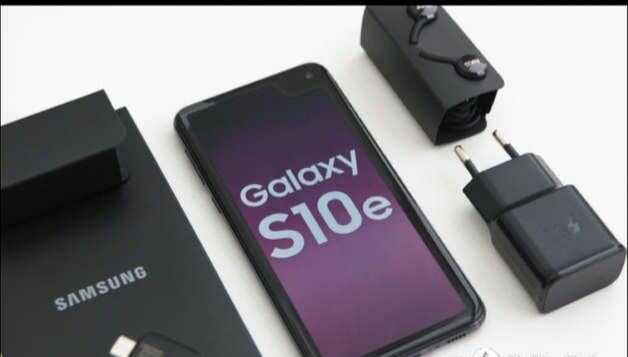 Samsung galaxy s10e 128Go 6giga ram original neuf scellé