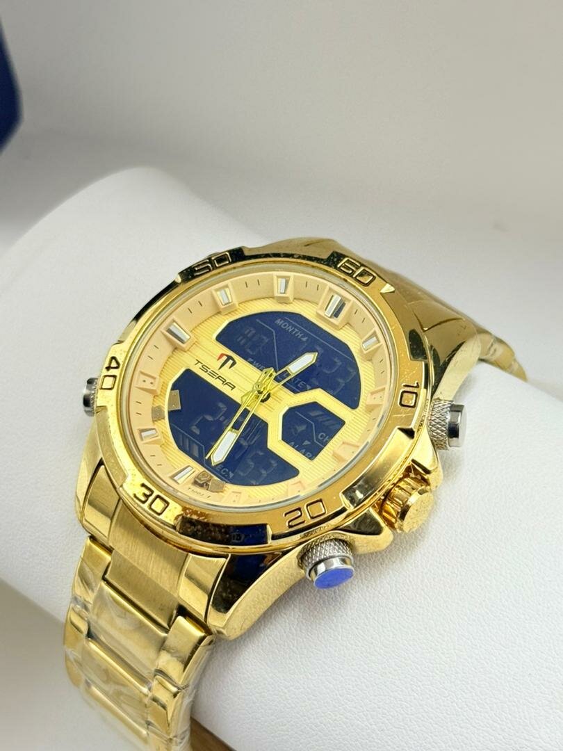 Montre Chronographe Dorée Élégante