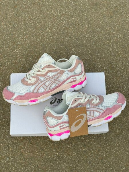 ASICS
